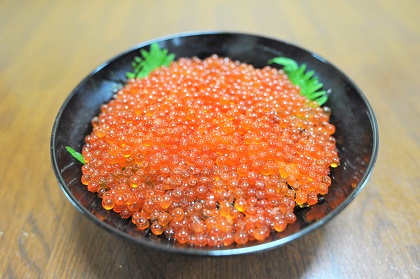 北海道加工いくら使用 ☆弁吉のハンパねぇいくら丼☆ 1,430円(税抜価格1,300円)